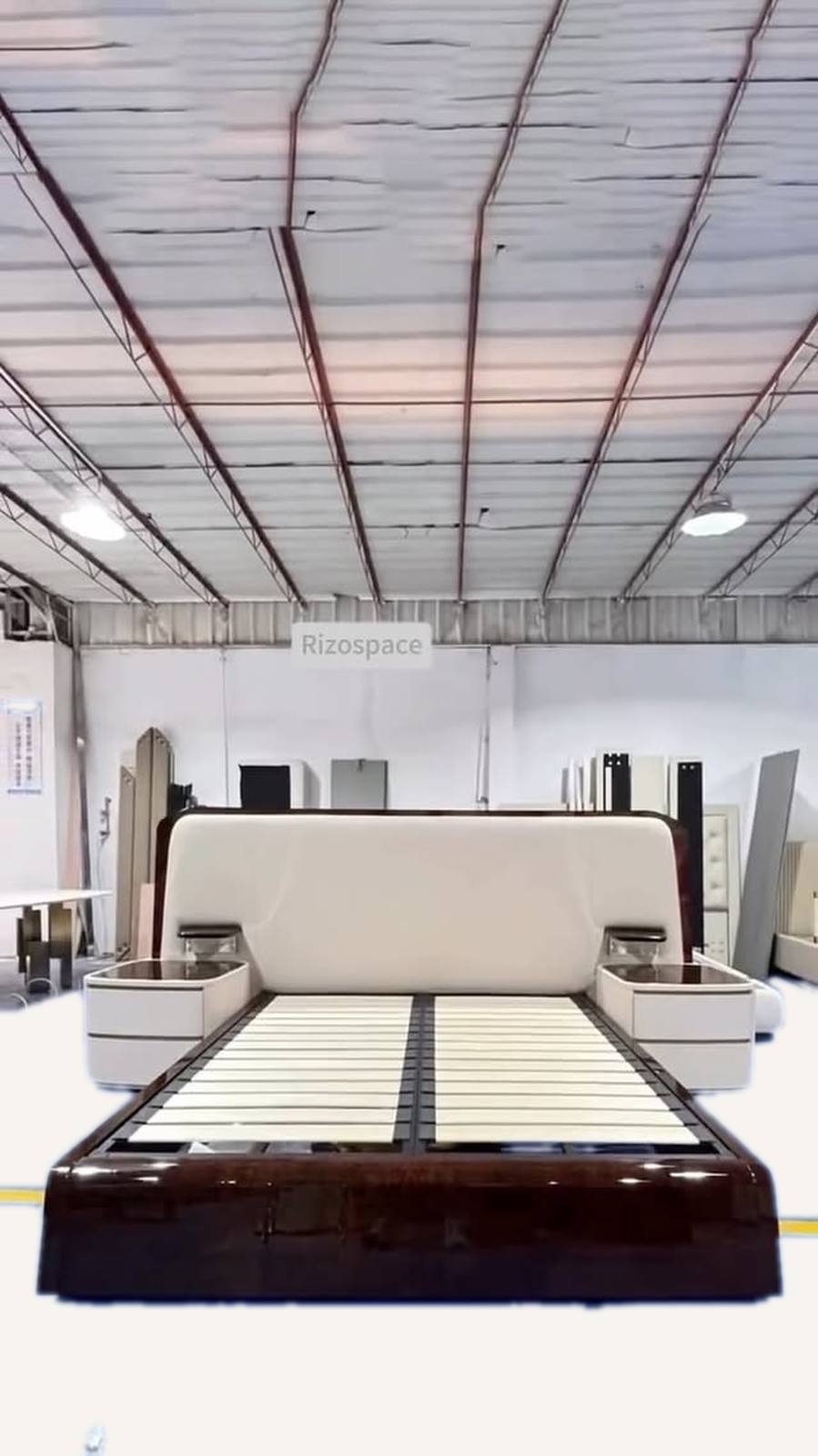 Floating-style luxury bed Headboard with natural